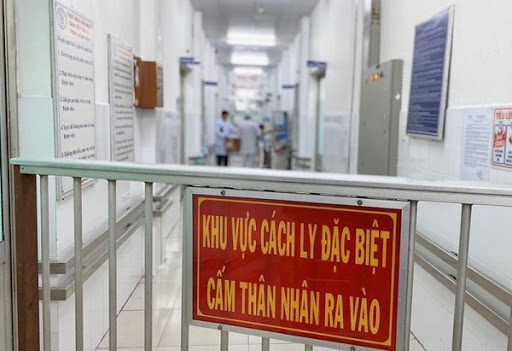 Người đàn ông ở Bệnh viện E trở thành BN994, gia đình không ai đến vùng có ổ dịch - Ảnh 3. Người đàn ông ở Bệnh viện E trở thành BN994, gia đình không ai đến vùng có ổ dịch - Ảnh 3.