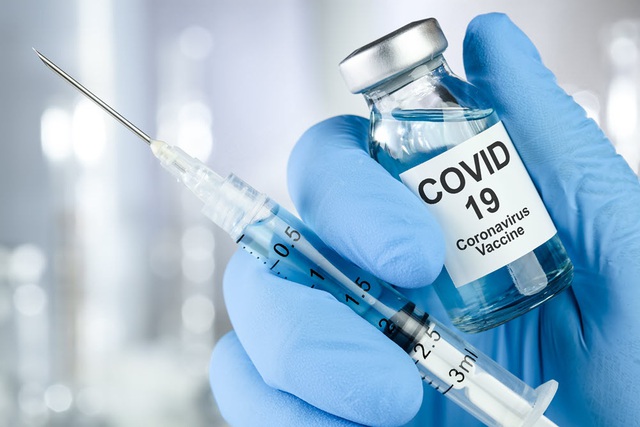 Những đối tượng nào được tiêm vaccine COVID-19 theo hướng dẫn mới nhất của Bộ Y tế? - Ảnh 1.