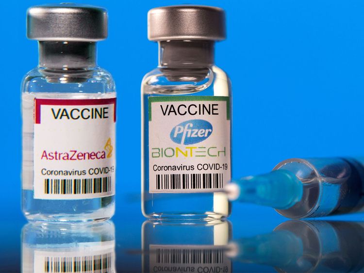 Có nên tiêm phối hợp 2 loại vaccine phòng COVID-19? - Ảnh 2.