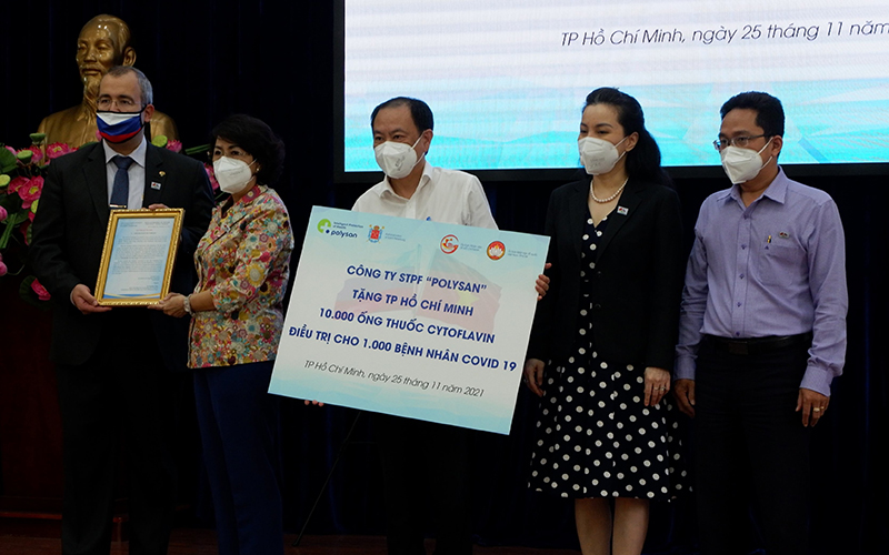 TP Hồ Chí Minh tiếp nhận 10.000 ống thuốc Cytoflavin từ Liên bang Nga - Ảnh 1. TP Hồ Chí Minh tiếp nhận 10.000 ống thuốc Cytoflavin từ Liên bang Nga - Ảnh 1.