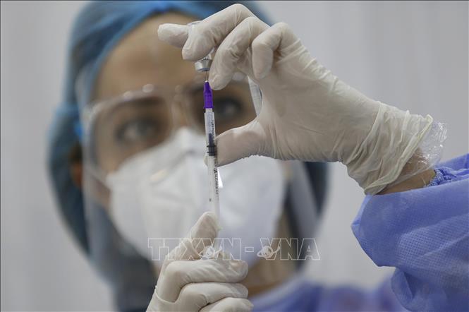EMA phê chuẩn sử dụng vaccine của Pfizer/BioNTech để tiêm cho trẻ từ 5-11 tuổi - Ảnh 1. EMA phê chuẩn sử dụng vaccine của Pfizer/BioNTech để tiêm cho trẻ từ 5-11 tuổi - Ảnh 1.