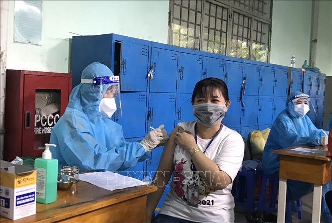 Vĩnh Long: Kích hoạt bệnh viện dã chiến 1.000 giường phục vụ điều trị bệnh nhân COVID-19 - Ảnh 1. Vĩnh Long: Kích hoạt bệnh viện dã chiến 1.000 giường phục vụ điều trị bệnh nhân COVID-19 - Ảnh 1.