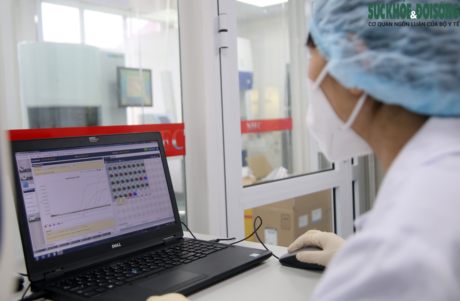 Trắng đêm “truy lùng” SARS-CoV-2 cho Hà Nội đợt cao điểm - Ảnh 13.