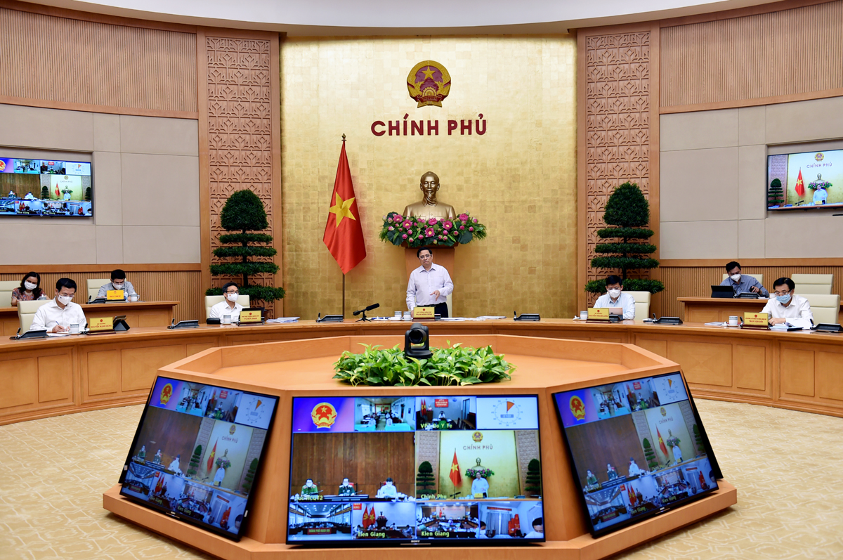 Thủ tướng: Người dân phải được tiếp cận y tế từ sớm, từ xa, từ cơ sở nếu không hệ thống Y tế sẽ quá tải - Ảnh 3. Thủ tướng: Người dân phải được tiếp cận y tế từ sớm, từ xa, từ cơ sở nếu không hệ thống Y tế sẽ quá tải - Ảnh 3.