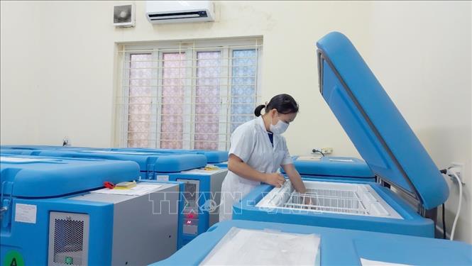 Từ ngày 19/4 bắt đầu tiêm vaccine phòng COVID-19 cho trẻ lớp 6 ở Bắc Giang - Ảnh 1. Từ ngày 19/4 bắt đầu tiêm vaccine phòng COVID-19 cho trẻ lớp 6 ở Bắc Giang - Ảnh 1.
