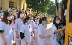 Hàng nghìn nhân viên y tế 11 tỉnh, thành phố gấp rút chi viện để xét nghiệm, tiêm vaccine cho Thủ đô