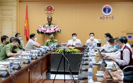 Bộ trưởng Bộ Y tế: Thông tin tiêm chủng của người dân cần thiết để “thích ứng an toàn, kiểm soát hiệu quả dịch COVID-19”