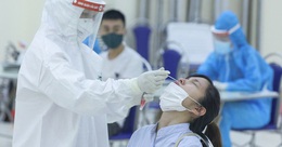 Ngày 21/11: Ca COVID-19 mới tăng lên 370