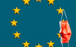 EU bỏ quy định bắt buộc đeo khẩu trang trên các chuyến bay và sân bay