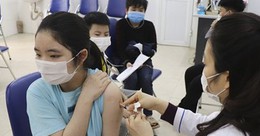 1 tháng, Hà Nội tiêm vaccine COVID-19 cho gần 170.000 trẻ từ 5-11 tuổi