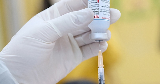 Mở rộng đối tượng tiêm vaccine phòng COVID-19 mũi 4