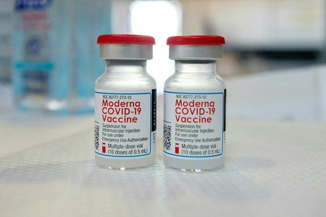TP.HCM đang đàm phán mua 5 triệu liều vaccine Moderna - Ảnh 1.
