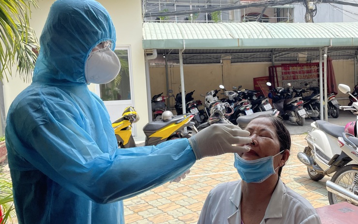 TP Hồ Chí Minh đề nghị cấp mã số cho người có kết quả test nhanh dương tính