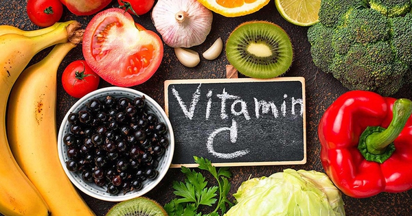 Liều lượng vitamin C nên được điều chỉnh như thế nào dựa trên tình trạng sức khỏe cá nhân?
